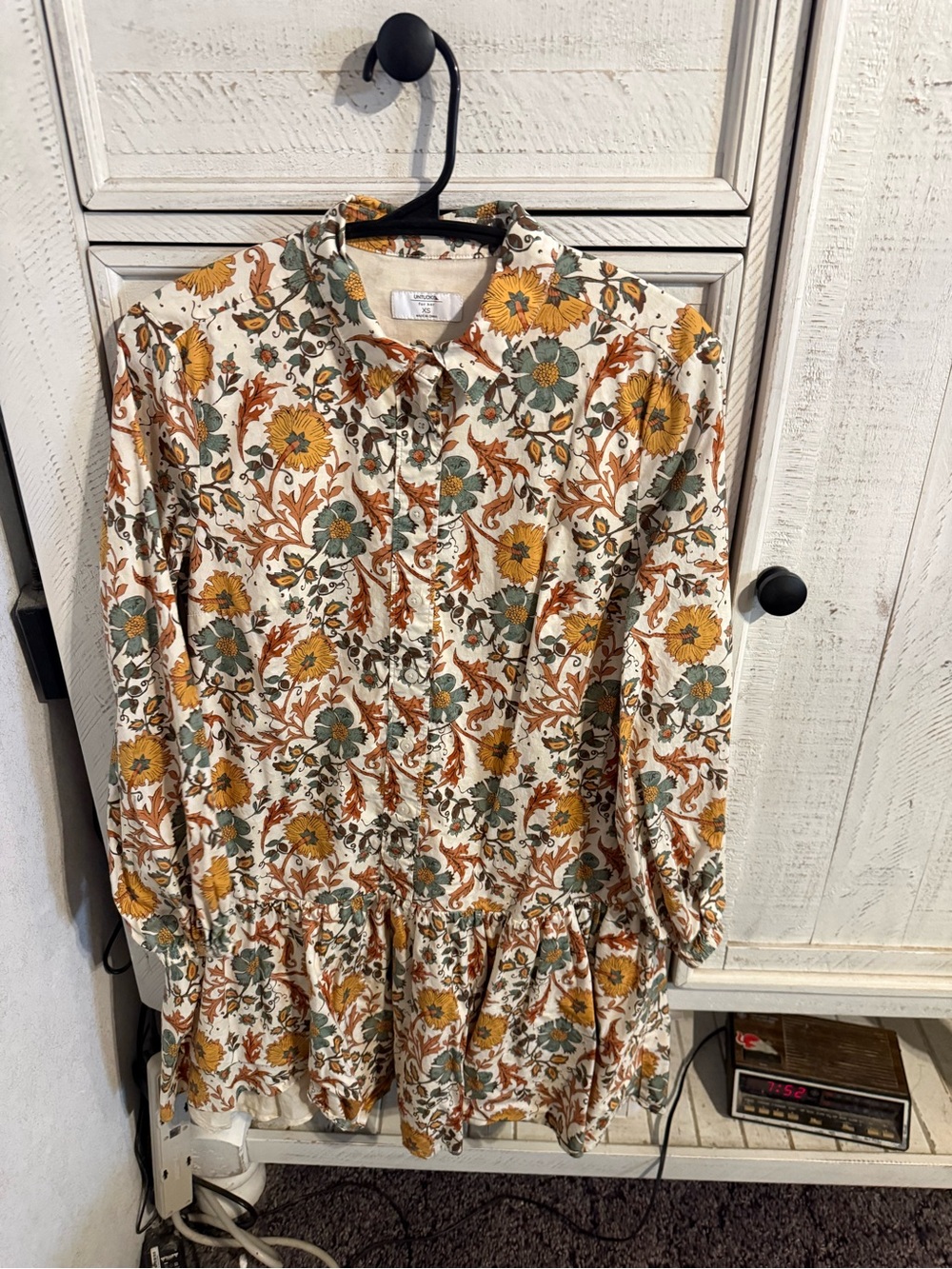 UNTUCKit Floral Button-Front Long Sleeve Dress in Cream, Mustard & Green